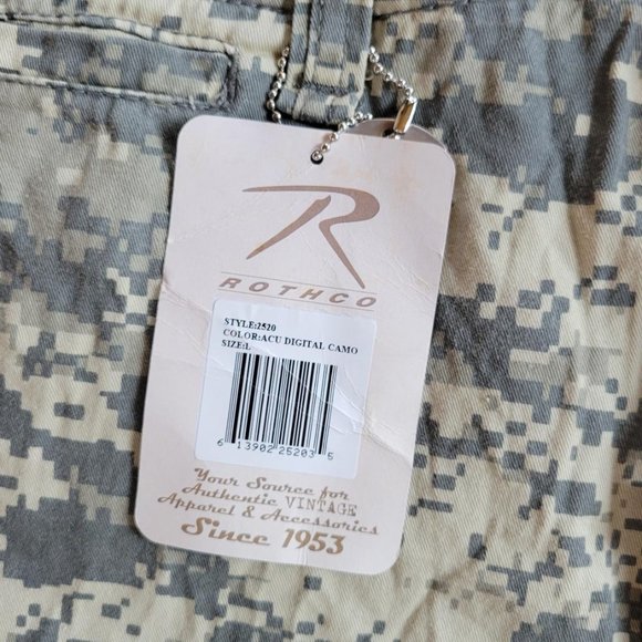 Rothco Digital Camo Cargo Shorts - Men's Large/Regular 36-39" - Picture 2 of 5